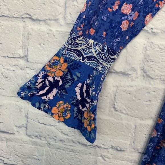 FP Free People Wildflower Fields Henley Tunic Blue Floral Top Boho Prairie XS - Picture 8 of 13